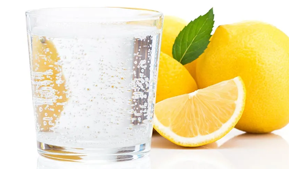 blog_banner-sparkling-water-with-lemons